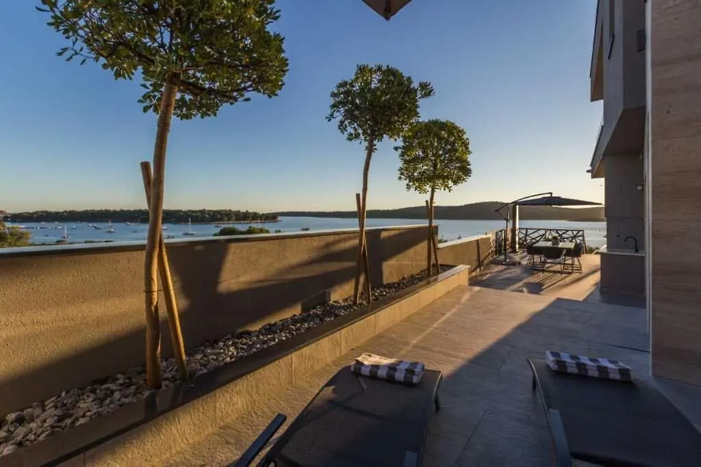 Vacay Villa Vie With Home Cinema And Spa Medulin