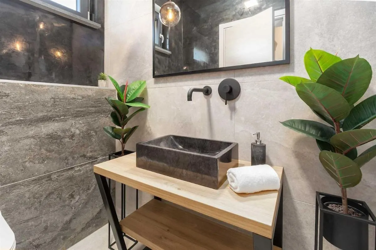 Vacay Villa Vie With Home Cinema And Spa Medulin