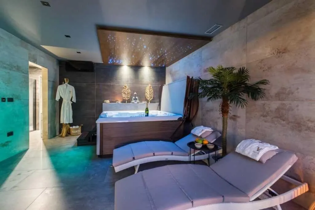 Vacay Villa Vie With Home Cinema And Spa Medulin 0*,  Croatia