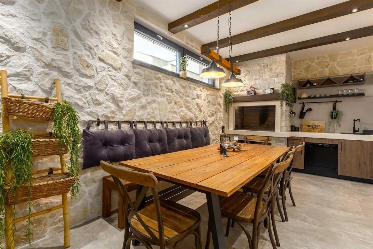 Vacay Villa Vie With Home Cinema And Spa Medulin