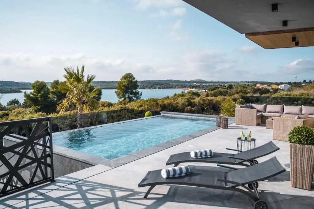Vacay Villa Vie With Home Cinema And Spa Medulin