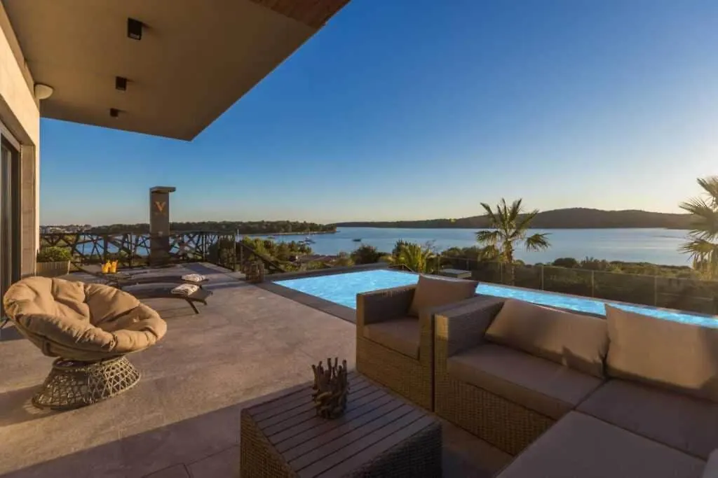Vacay Villa Vie With Home Cinema And Spa Medulin